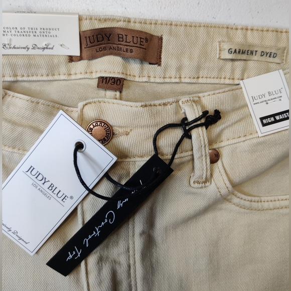 Judy Blue High Waist Beige Jeans - Picture 3 of 3